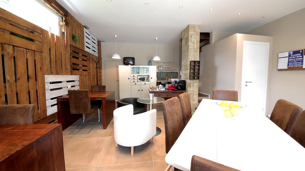Affittacamere Smile Accomodation Аоста Экстерьер фото